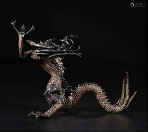 CHINESE BRONZE DRAGON TABLE ITEM