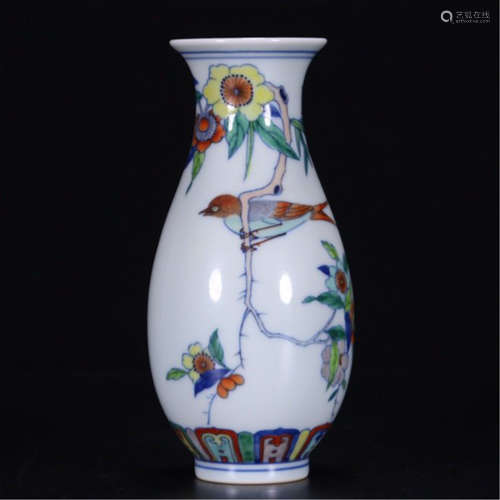 CHINESE PORCELAIN DOUCAI BIRD AND FLOWER VASE