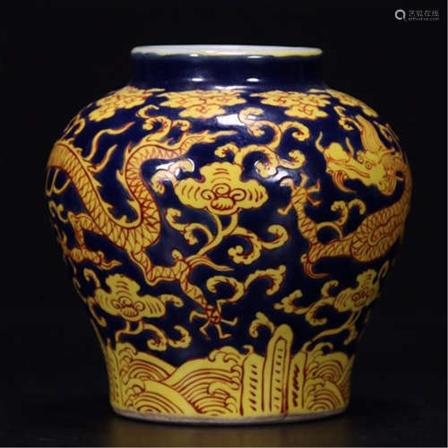 CHINESE PORCELAIN BLUE GLAZE YELLOW DRAGON WATER POT