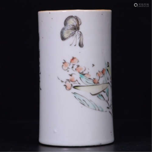 CHINESE PORCELAIN FAMILLE ROSE BUTTERFLY AND FLOWER BRUSH POT