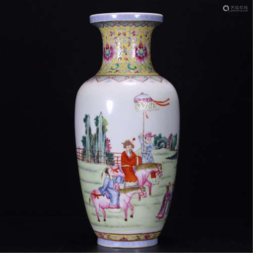 CHINESE PORCELAIN FAMILLE ROSE FIGURES AND STORY VASE