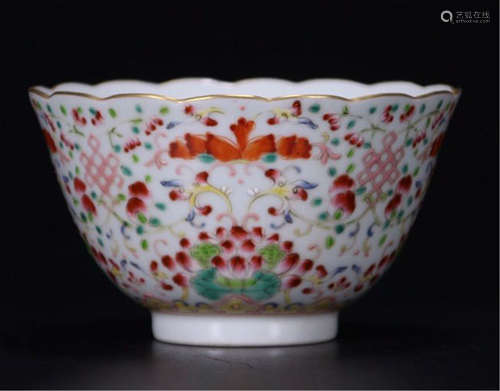 CHINESE PORCELAIN FAMILLE ROSE FLOWER CUP