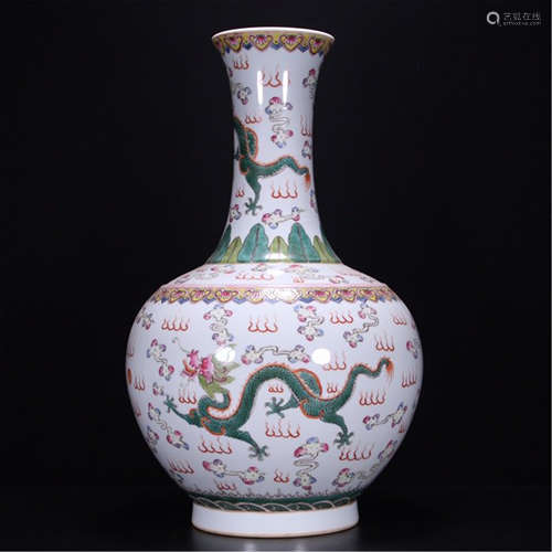 CHINESE PORCELAIN FAMILLE ROSE DRAGON VASE