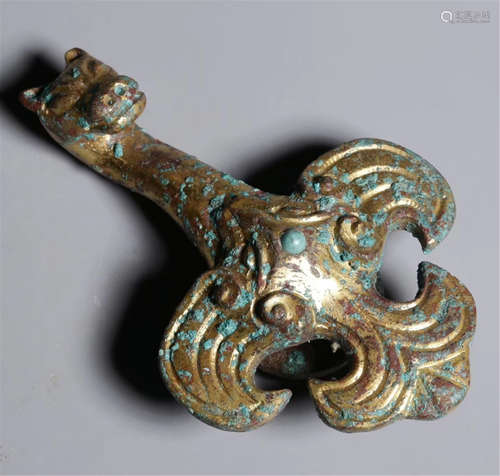 CHINESE GILT BRONZE BEAST BELT HOOK