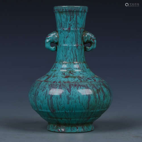 A Chinese Jun-Type Glazed Porcelain Vase