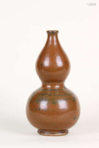A Chinese Brown Glazed Porcelain Double Gourd Vase