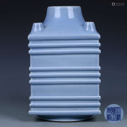 A Chinese Blue Glazed Porcelain Vase