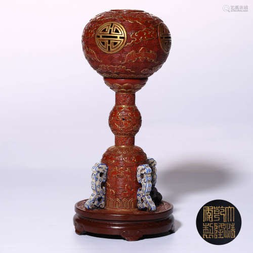 A Chinese Lacquer-Red Glazed Porcelain Hat Stand