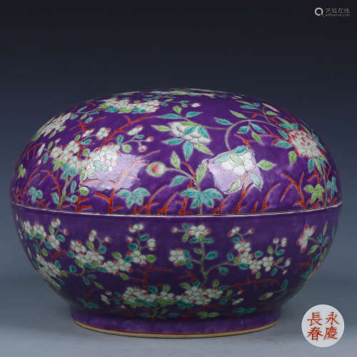 A Chinese Purple Glazed Porcelain Round Box with Cover
