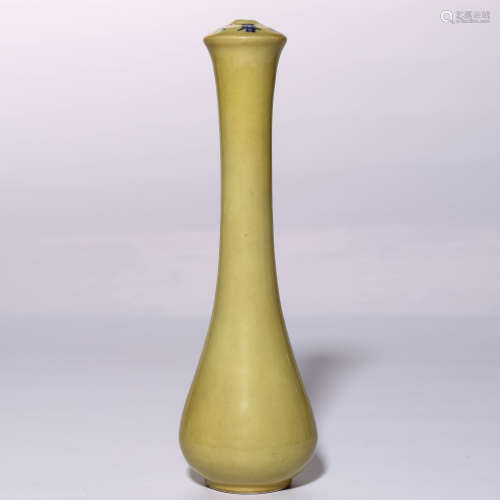 A Chinese Yellow Glazed Porcelain Brush Handle