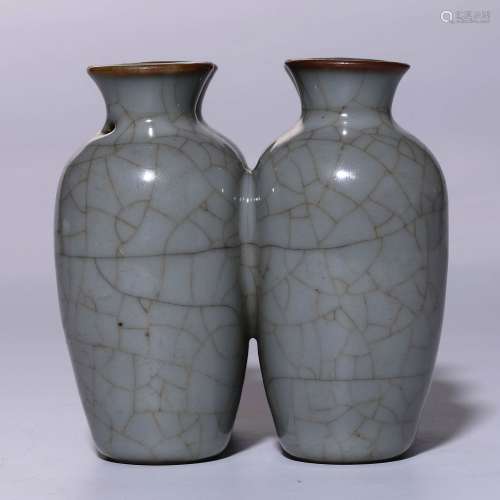 A Chinese Ru-Type Glazed Porcelain Double Vase