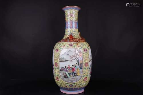 A Chinese Famille-Rose Porcelain Vase