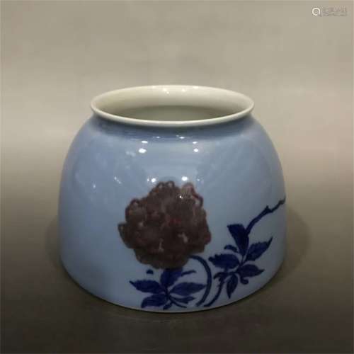 A Chinese Iron-Red Glazed Blue and White Porcelain Brush Washer