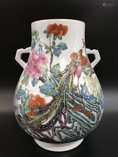 A Chinese Famille-Rose Porcelain Vase