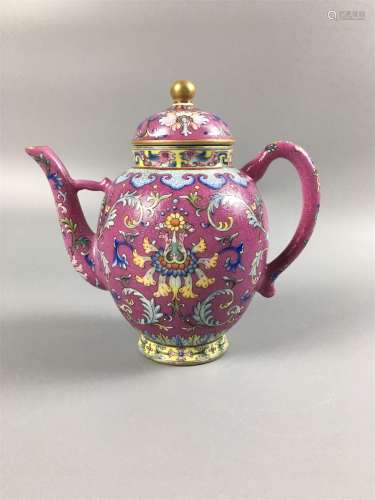 A Chinese Red Ground Famille-Rose Porcelain Tea Pot
