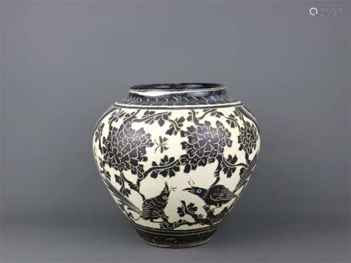 A Chinese Cizhou-Type Glazed Porcelain Jar