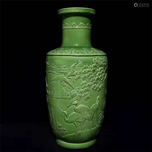 A Chinese Green Glazed Porcelain Vase