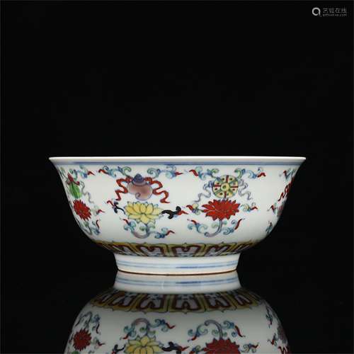 A Chinese Dou-Cai Glazed Porcelain Bowl