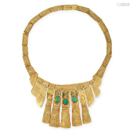 AN EMERALD NECKLACE, CHARLES DE TEMPLE 1973 formed of a