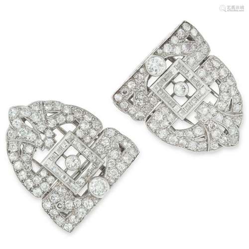 A DIAMOND DOUBLE CLIP BROOCH formed of symmetrical