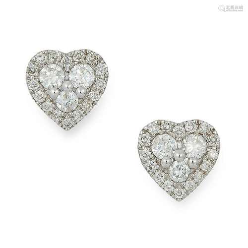 DIAMOND HEART STUD EARRINGS set with round cut