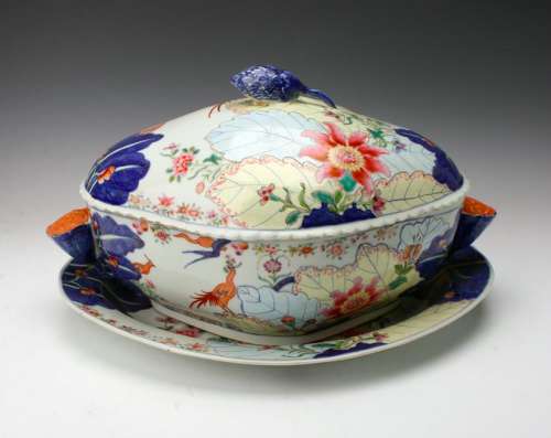 ELABORATE SOUP TUREEN AND PLATTER