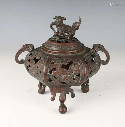 TRIPOD LIDDED FOO DOG CENSER