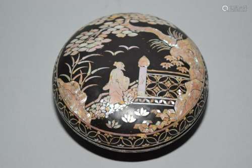 18th C. Chinese Mother-of-Pearl Inlay Lacquer Ink Box