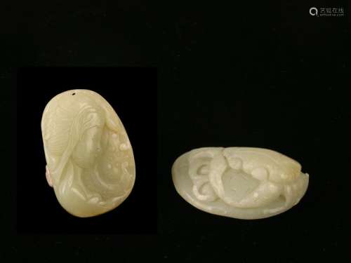2 CARVED JADE PIECES