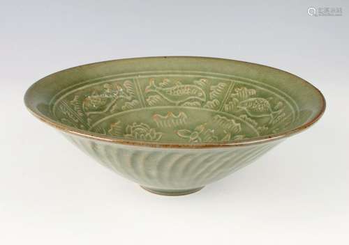 FLARED DARK GREEN CELADON BOWL