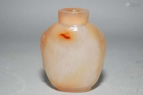 Qing Chinese Agate Carved Snuff Bottle