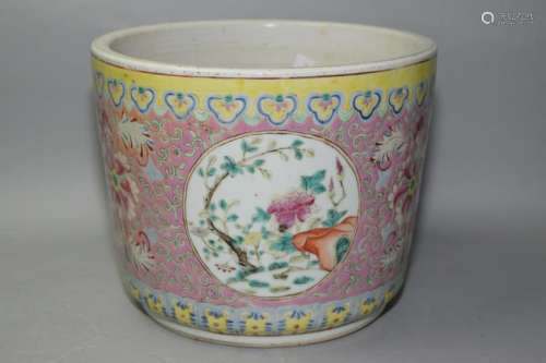 Qing Chinese Famille Rose Flower Pot