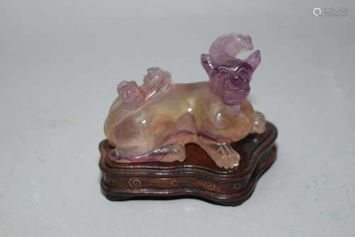 Qing Chinese Purple Rock Crystal Animal Paperweigh