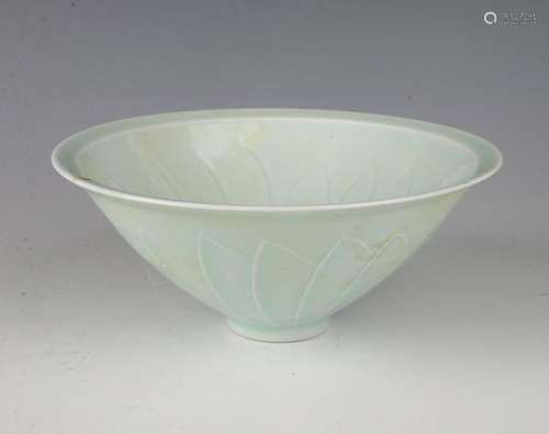 CELADON LOTUS BOWL