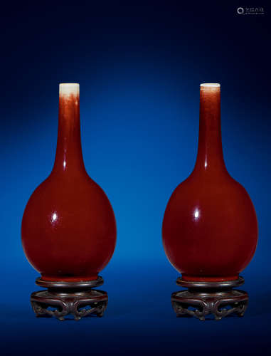 清中期 红釉胆瓶 （一对）