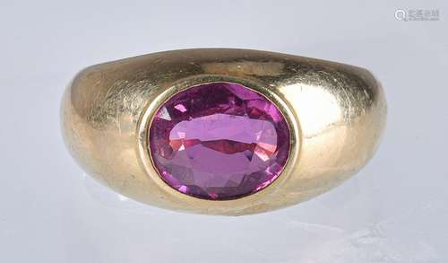 18K Gold Ruby Ring