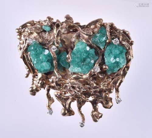 14K YG & Chatham emerald Brutalist brooch