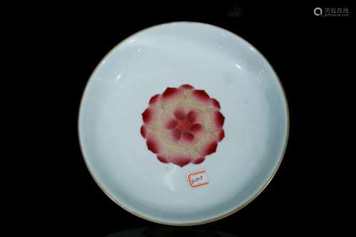 A famille-rose 'flower' dish