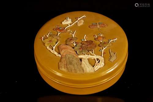 A  cinnabar lacquer  box