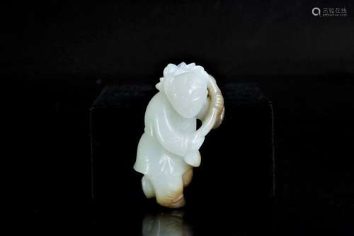 A white jade maid