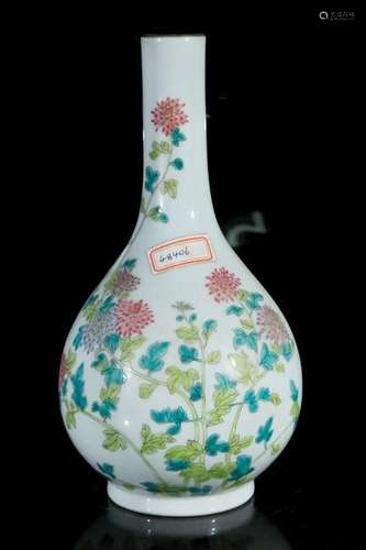 A famille-rose 'flower' vase