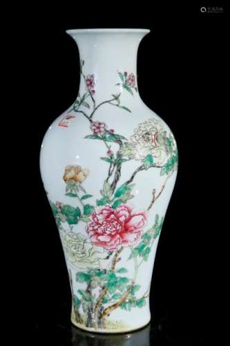 A famille-rose 'flower' vase