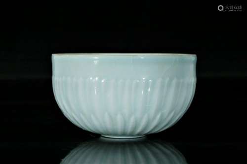 A futian kiln lotus bowl