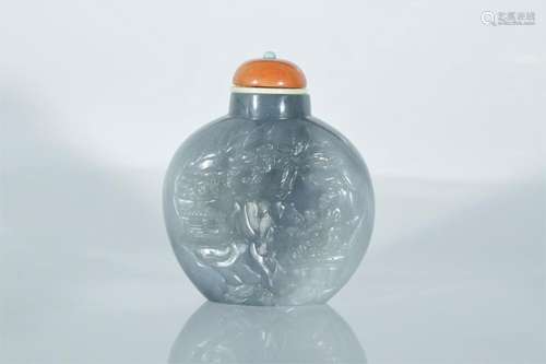 A gary white jade snuff bottle