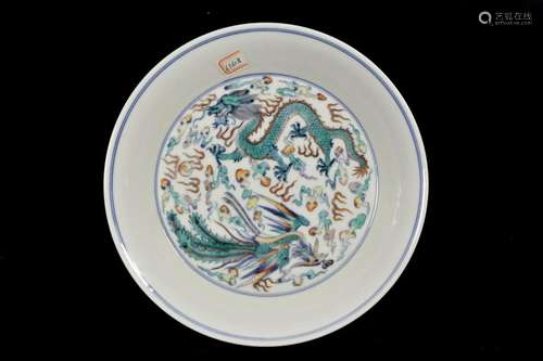 A doucai 'dragon and phoenix' dish