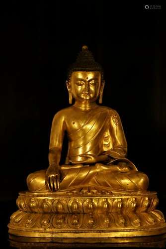 A gilt-bronze sakymuni buddha