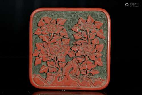 A cinnabar lacquer box