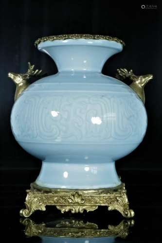 A blue glaze vase