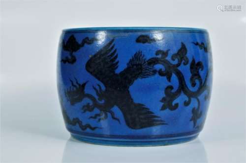 A blue glaze phoenix pot