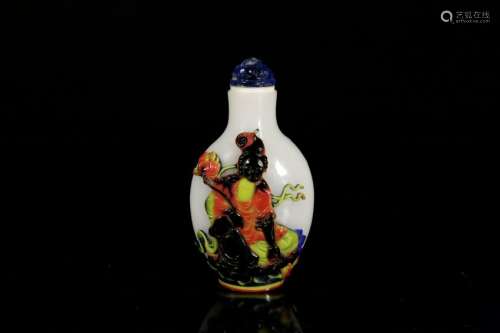 A four-color overlay white glass snuff bottle